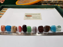 Load image into Gallery viewer, TRIANGULAR 2 Glass Old Technique