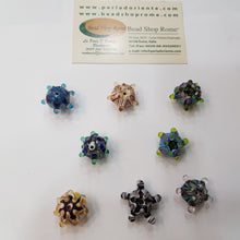 Load image into Gallery viewer, Artistic Zig Zag unique Glass Bead III