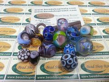 Load image into Gallery viewer, Dots Beads Course Step one .