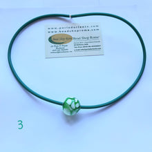 Load image into Gallery viewer, Necklace blown ball green white 3
