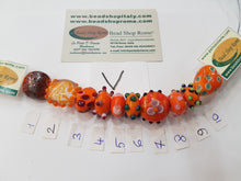 Load image into Gallery viewer, V Lampwork beads
